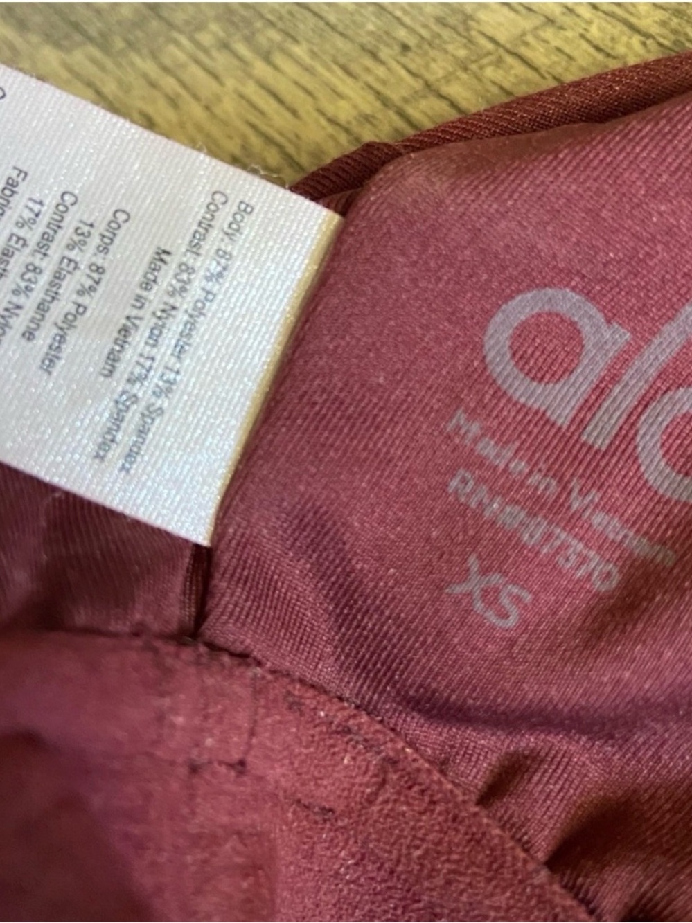 Alo Yoga Precision Bra Tank - Black Cherry - Picture 6 of 8